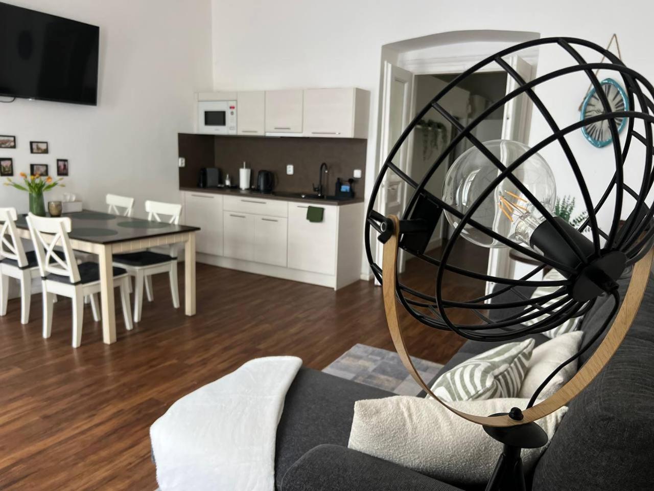 Lovely Havanska - With Free Parking * Prague