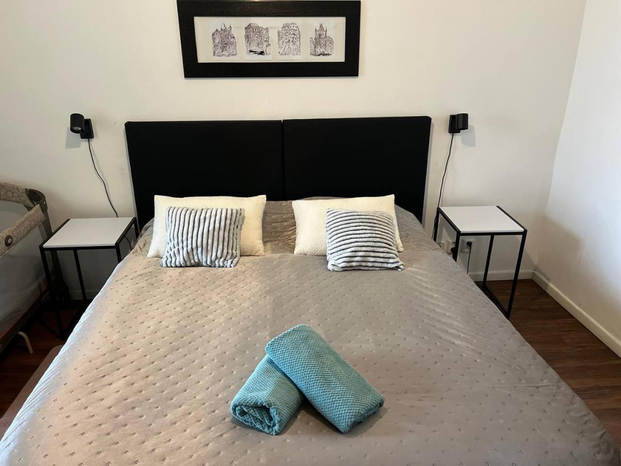 Apartment Lovely Havanska - With Free Parking